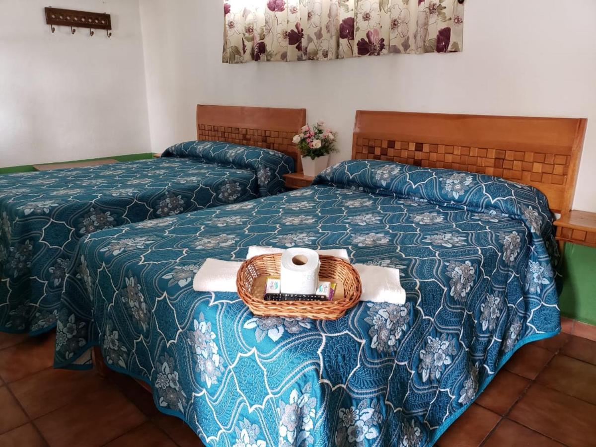 Hospedaje Don Isidro Tepoztlán Buitenkant foto