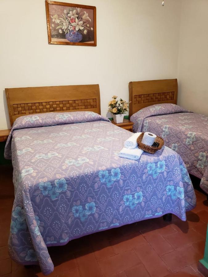 Hospedaje Don Isidro Tepoztlán Buitenkant foto